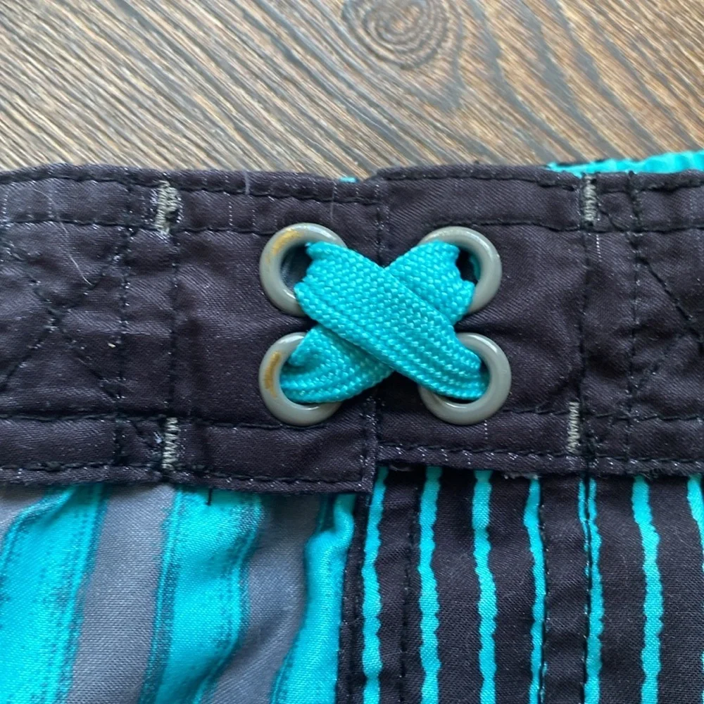 Bundle & Save CHEROKEE Boys Size Small Striped Turquoise & Black Swim‎ Shorts